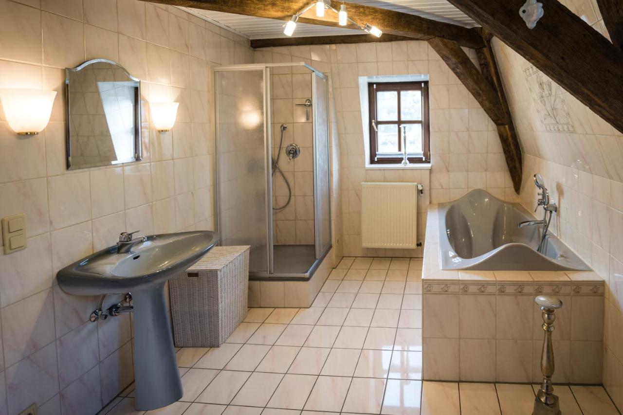 Rissbacher Hof Mansarde Anno 1737 Traben-Trarbach Eksteriør bilde